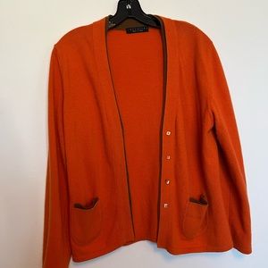 Kopertina/Italy, Cardin, size large, color orange with light brown border.